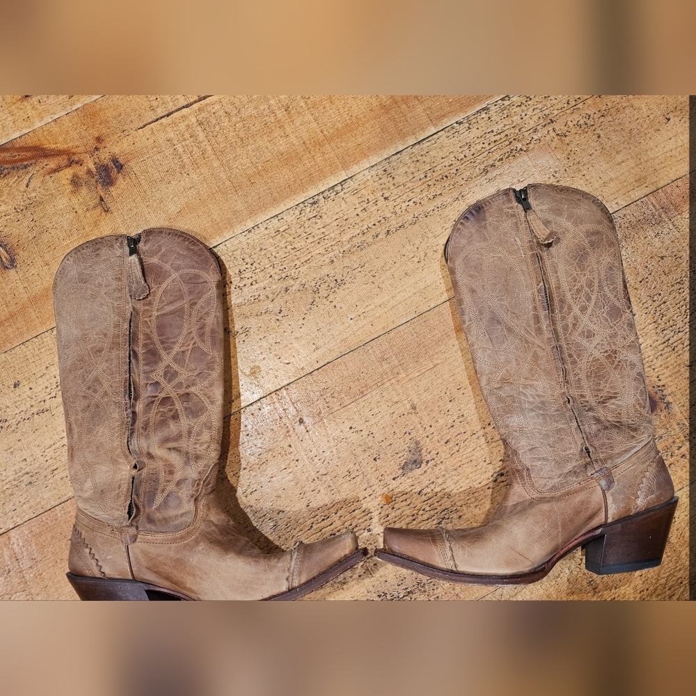 Tony Lama boots for women